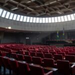 Câmara Legislativa do DF em Brasília, aprovação do piso salarial para intérpretes de Libras